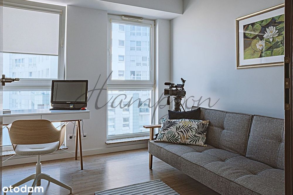 Nowoczesny apartament z dużym balkonem i recepcją