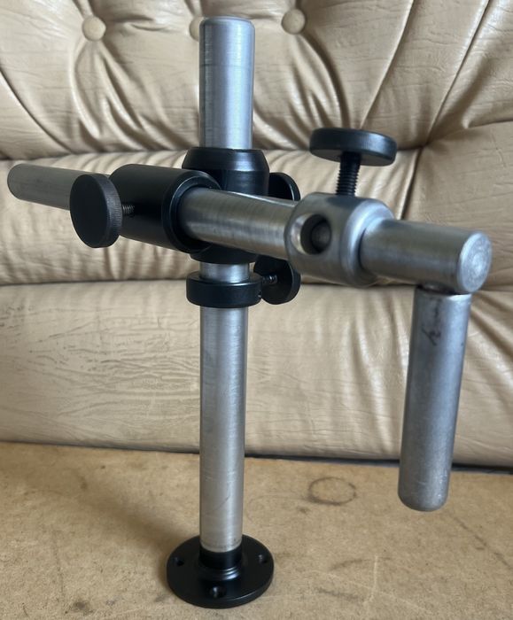 Універсальний штатив до мікроскопа МБС 9-10 посадка D20