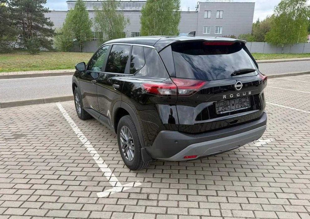 Продам Nissan Rogue 2023