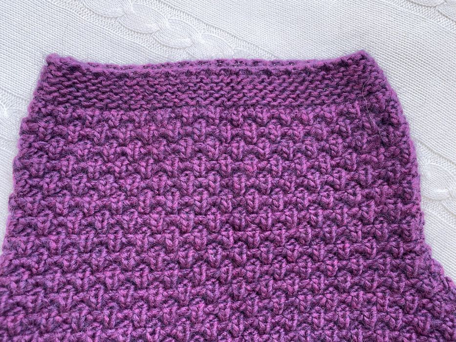 Жіночий шерстяний снуд-манішка