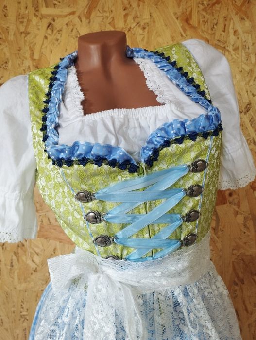 Баварское платье дирндль сарафан Октоберфест пивной фестиваль