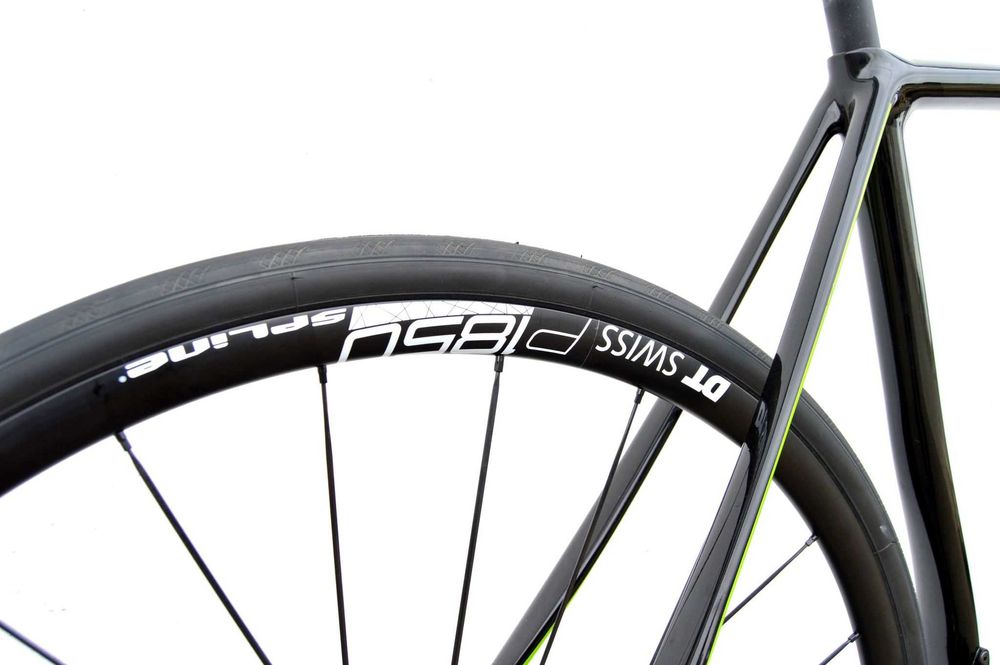 Polska produkcja Nowe koła DT SWISS P1850 DISC SPLINE szosowe gravel