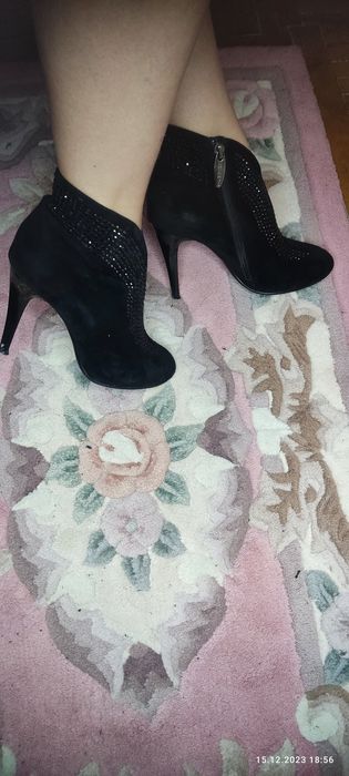 Ботинки  натуральная замша , осенние