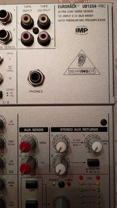 Behringer Eurorack UB1204 PRO
