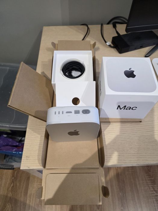 Mac mini m4 16 | 256