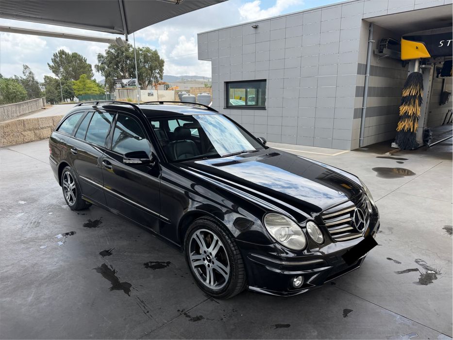 Mercedes-Benz E 320 — fotografia 2
