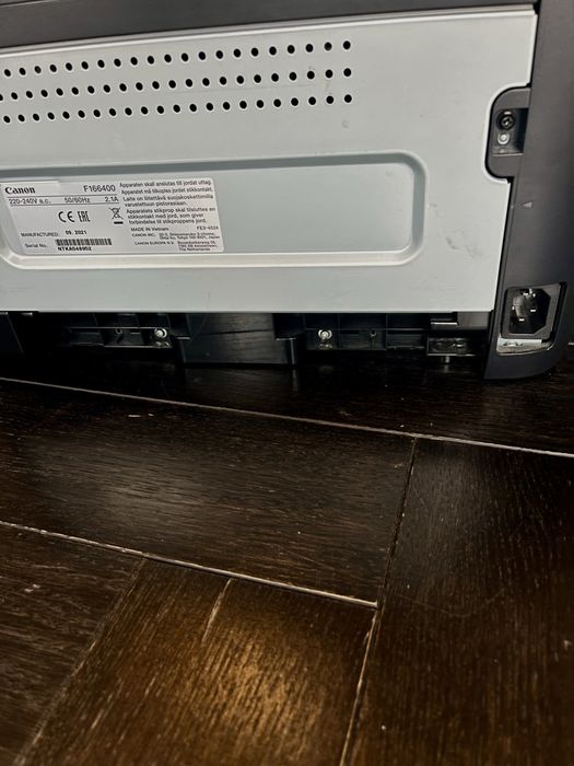 принтер Canon i-SENSYS LBP6030B + картридж Canon 725