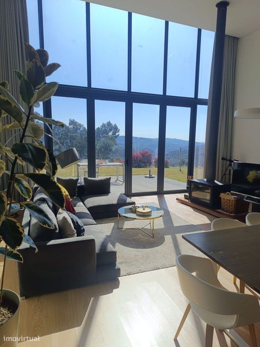 Moradia de Luxo para Arrendamento | 20.000 m² de Exclusividade