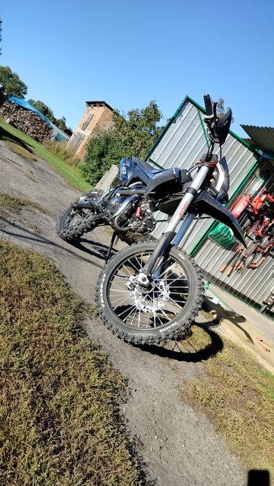 Sprzedam asixa 125