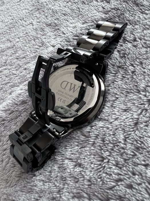 Zegarek męski Daniel Wellington kwarcowy segmentowa bransoleta