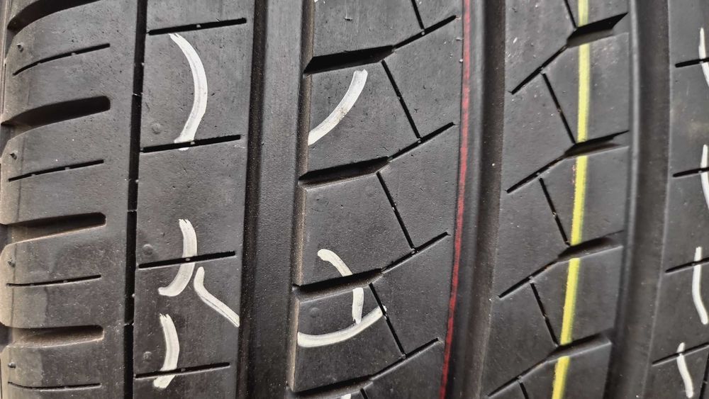 шини 215/60R16C. Bridgestone Michelin . нові с