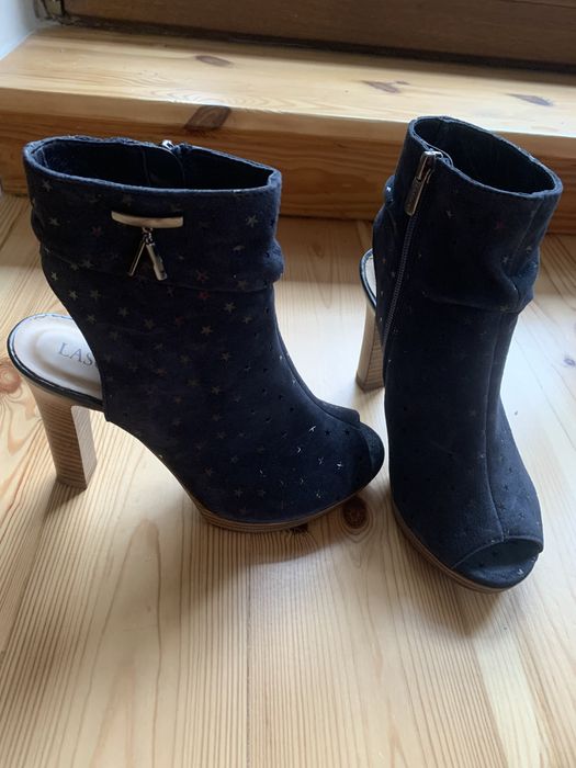 Botki letnie Lasocki 35