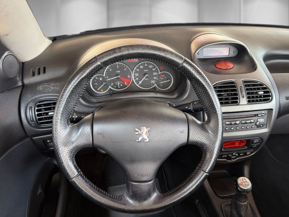 Peugeot 206 CC 1.6 HDi