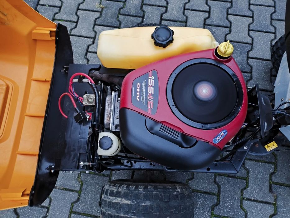 Stiga Villa Ready B&S 13.5hp hydro