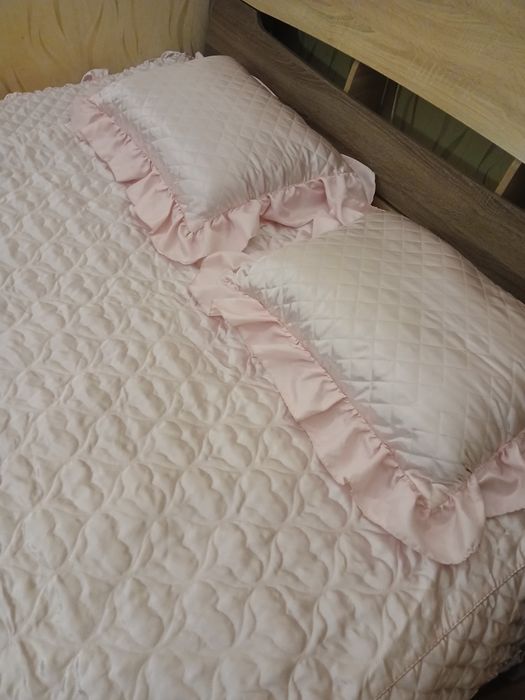 Продам покривало та 2 подушки