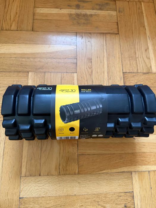 Roller 4fizjo Eva 33cm - wałek do masażu z wypustkami, czarny
