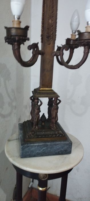 Candeeiro de Mesa Império