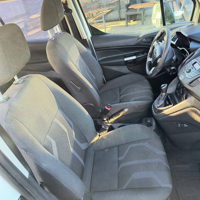 Продам авто Ford TOURNEO CONNECT 2013 р.в.