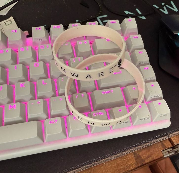 opaska na rękę alienware