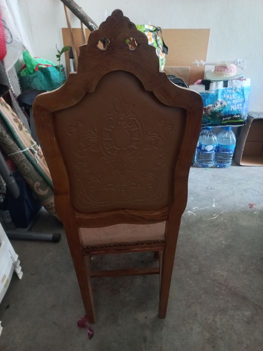 3 Cadeiras de Mesa