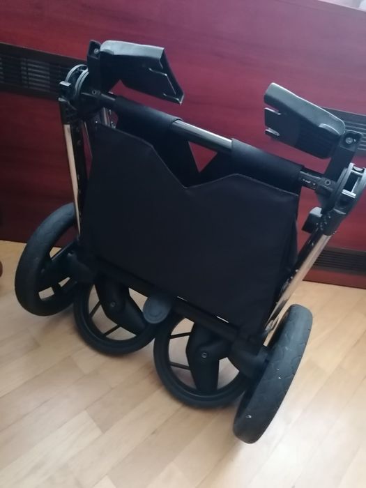 Коляска дитяча invictus