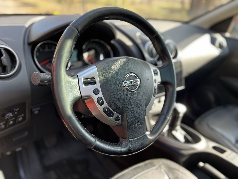 Nissan Qashqai+2