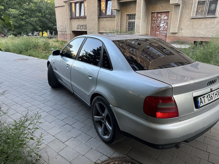 AUDI A4 b5 1999 1.8