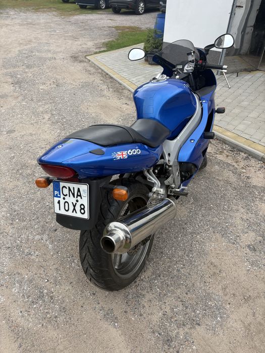 Motor Triumph TT600