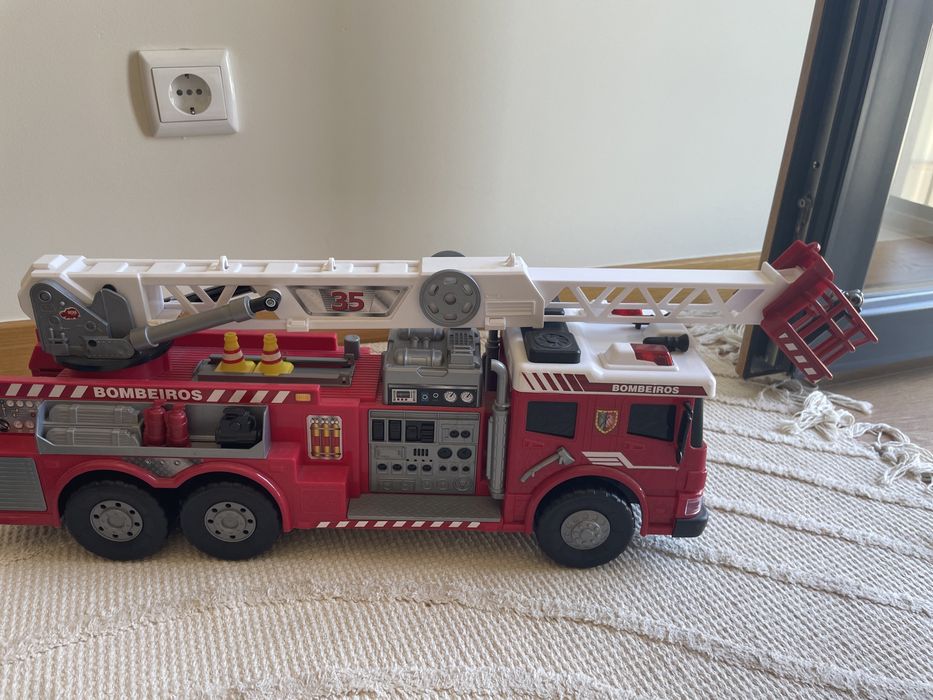Camiao de bombeiros