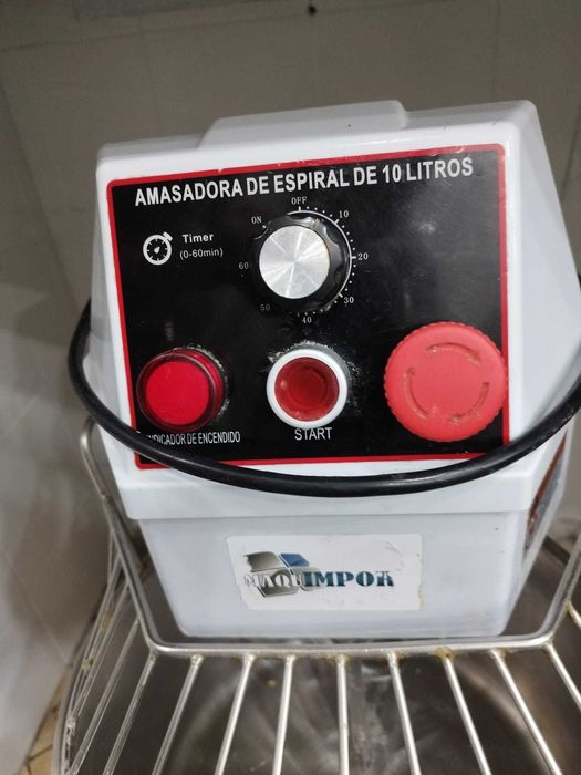 Amassadeira espiral industrial marca Aquimpor