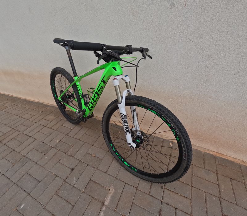 Bicicleta roda 29 GHOST