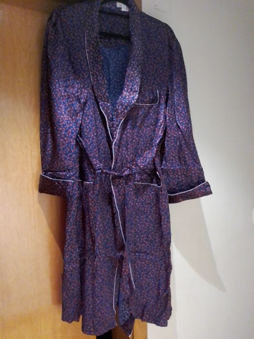 Conjunto de Pijama e robe de homem