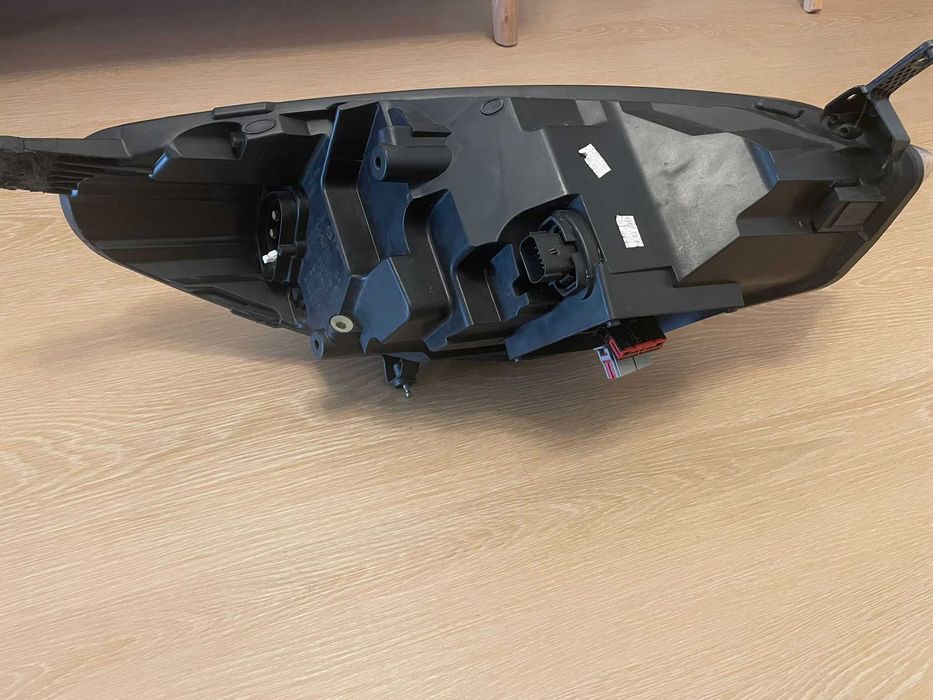 Ótica Esquerda MK7 Ford Fiesta H1BB-13E015-AE