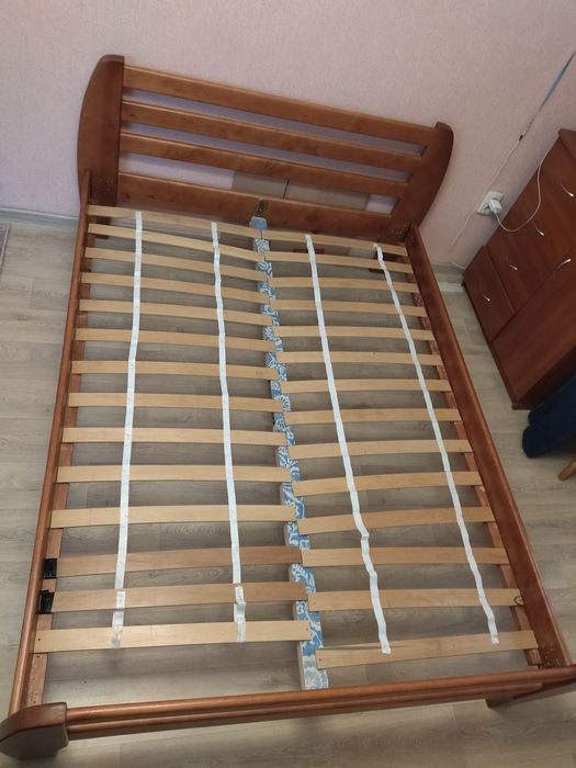 Ліжко 140см на 190 см