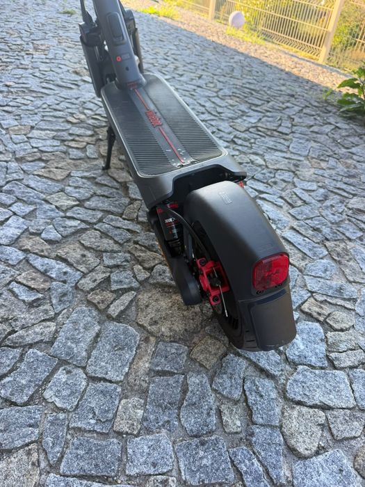 Trotinete Elétrica Segway Max G3
