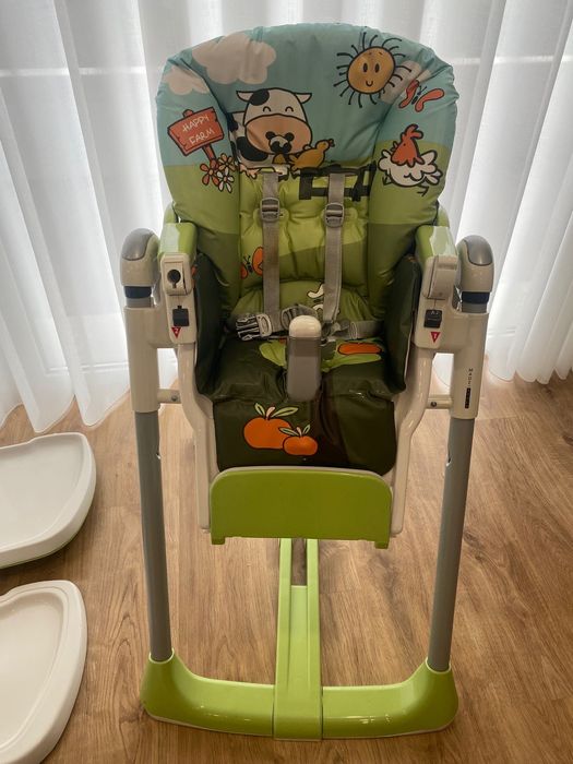 Cadeira da papa bebé com cauxa original