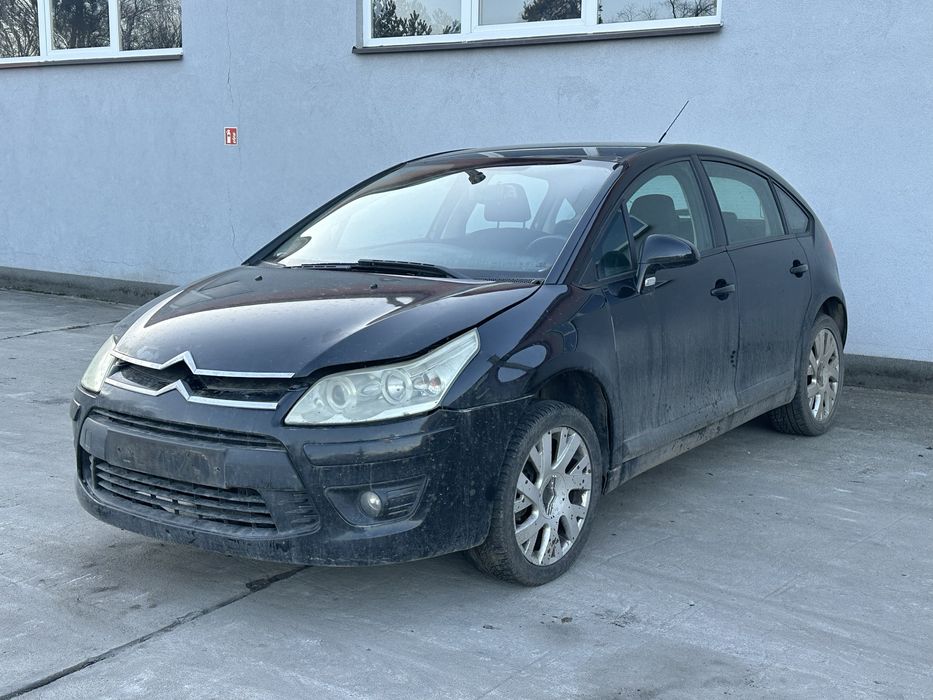 Citroen c4 5 drzwi 1.6 HDI 109KM 2006 w całości na części