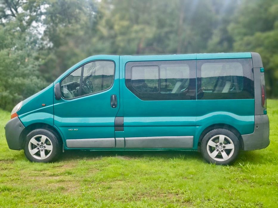 Renault Trafic 9 Lugares 1.9 dCi L1H1