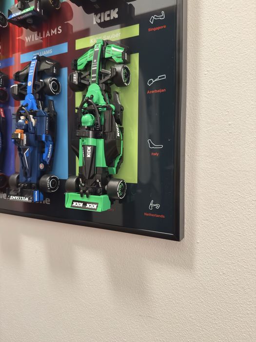 Quadro Expositor Premium F1 LEGO - Speed Champions