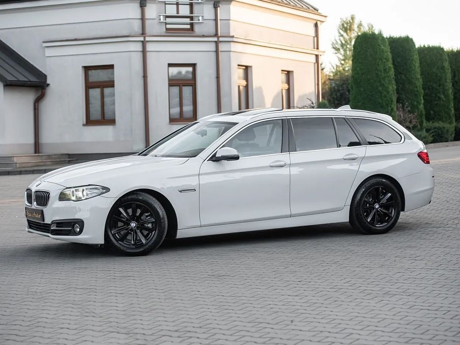 BMW Seria 5 520d LCI XDrive 184KM Navi Pano Led Camera Skóra Full Gwarancjia