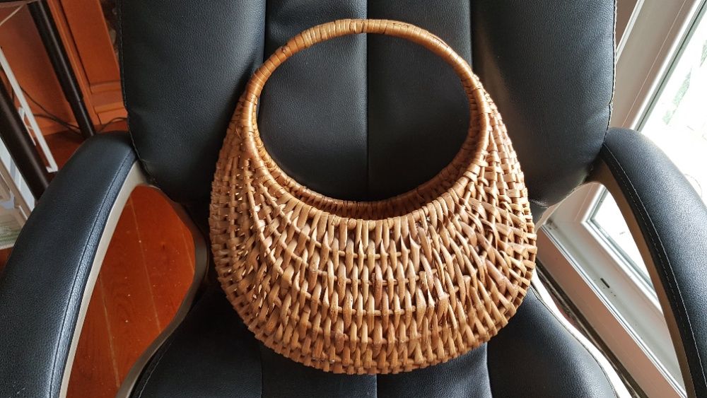 Cesta de arrumação (ou decorativa) em Verga
