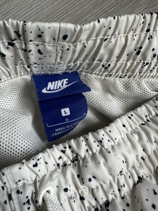 Шорти nike L пляжні купальні