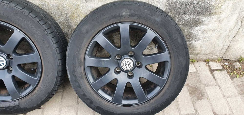 Alufelgi 15 z oponami letnimi, VW Passat i inne ET37