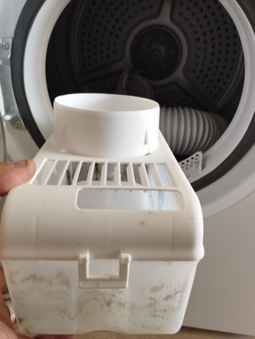 Máquina de secar roupa