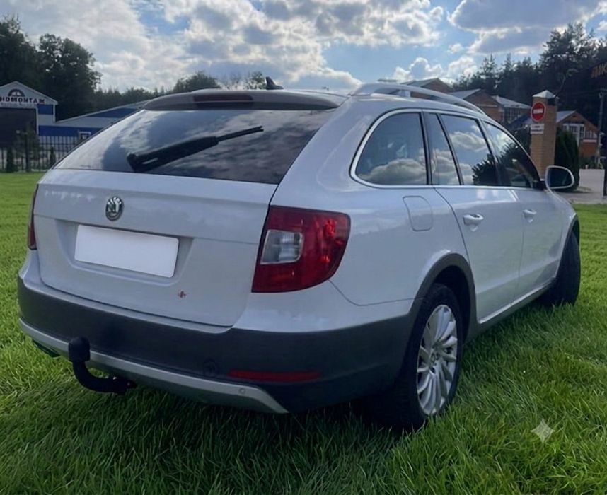 Skoda Superb 2013 2.0tdi 4*4 DSG6