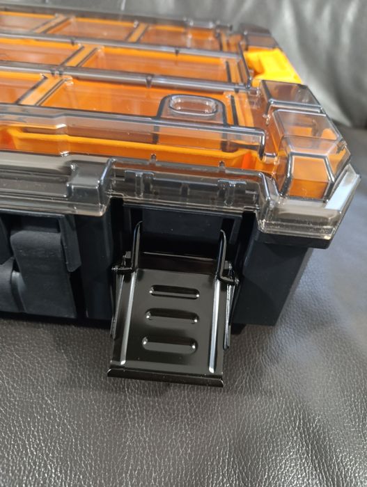 Ящик для инструмента DEWALT TSTAK McLaren (DWST82968-1M)