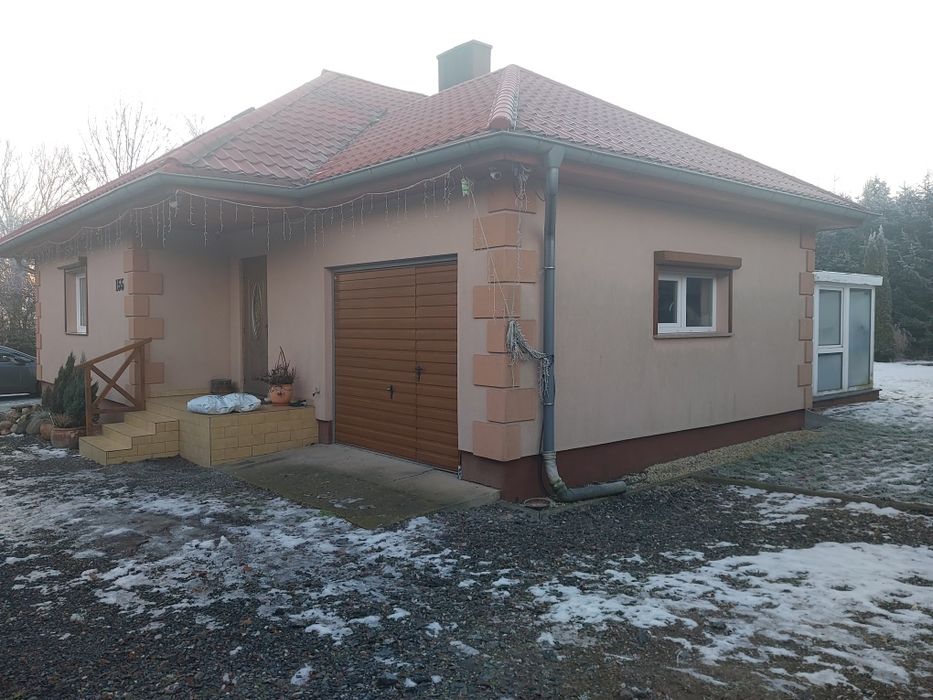 Sprzedam DOM parterowy z poddaszem uzytkowym