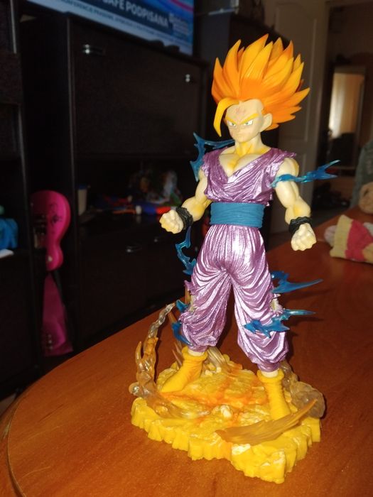 Sprzedam figurkę dragon ball gochan