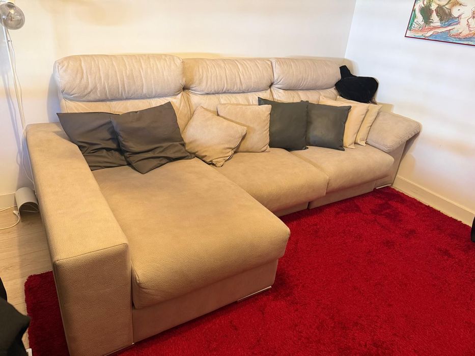 Sofá Bege com chaise long