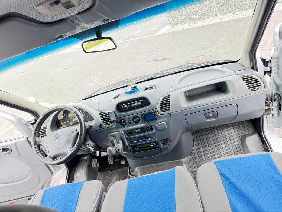 Mercedes-Benz Sprinter 2005